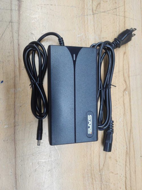 Charger B1, M2